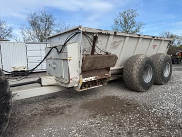 Main image Kuhn Knight 8141